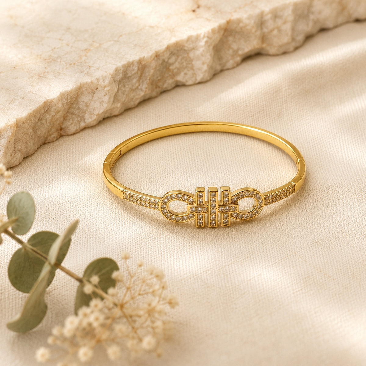 Luxury Gancini-Inspired Interlocking Cuff Bangle with Shimmering Pavé Crystals