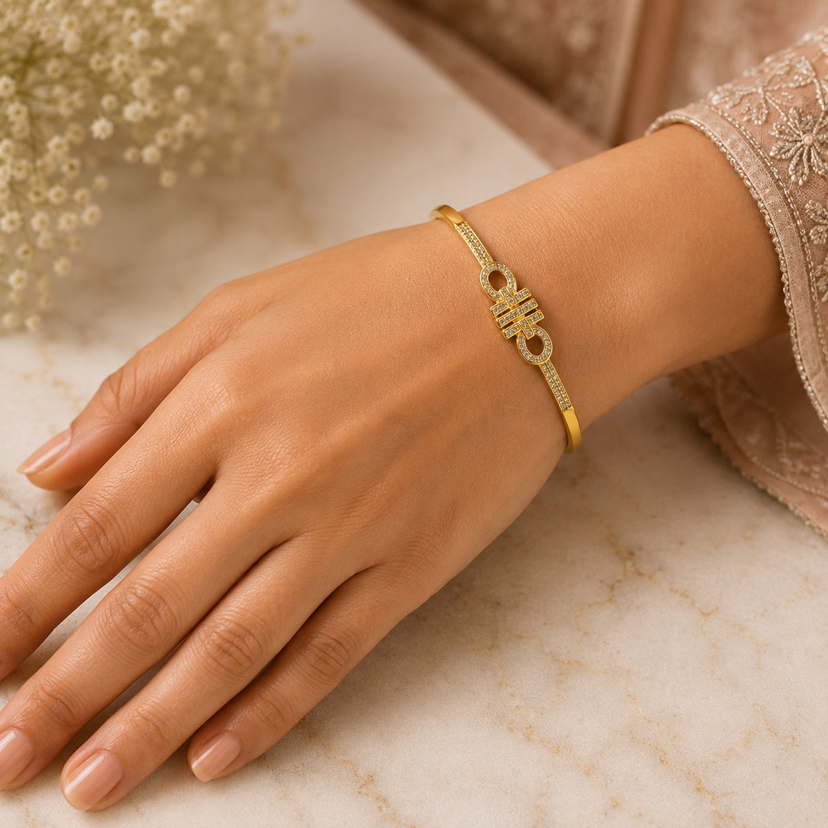 Luxury Gancini-Inspired Interlocking Cuff Bangle with Shimmering Pavé Crystals